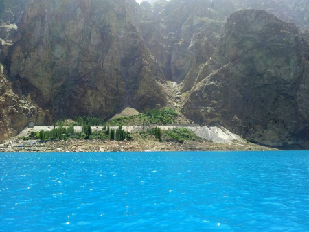 thmb5103Attabad Lake Hunza.jpg